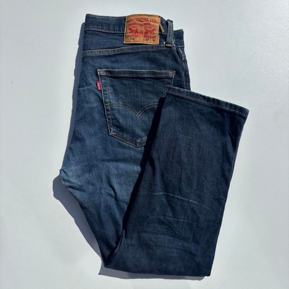Levi's 541 Athletic Fit Jeans – W32 L30